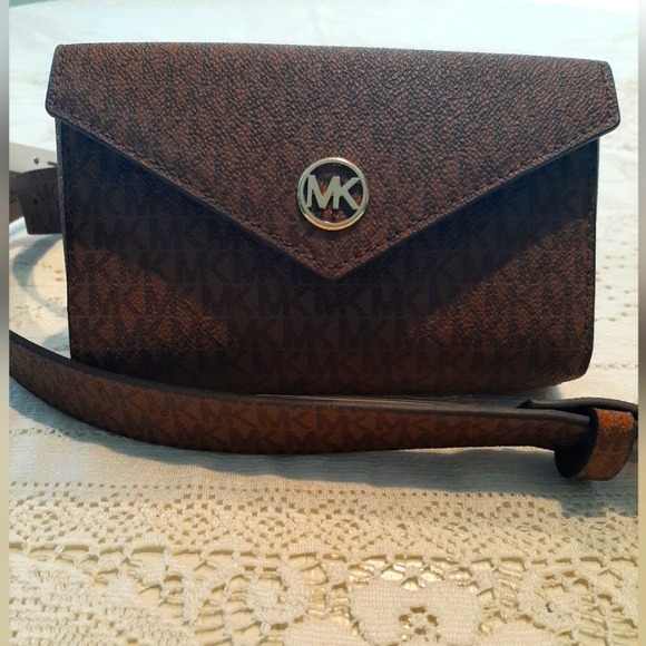 Michael Kors Handbags - MK Belt Bag NWT #4